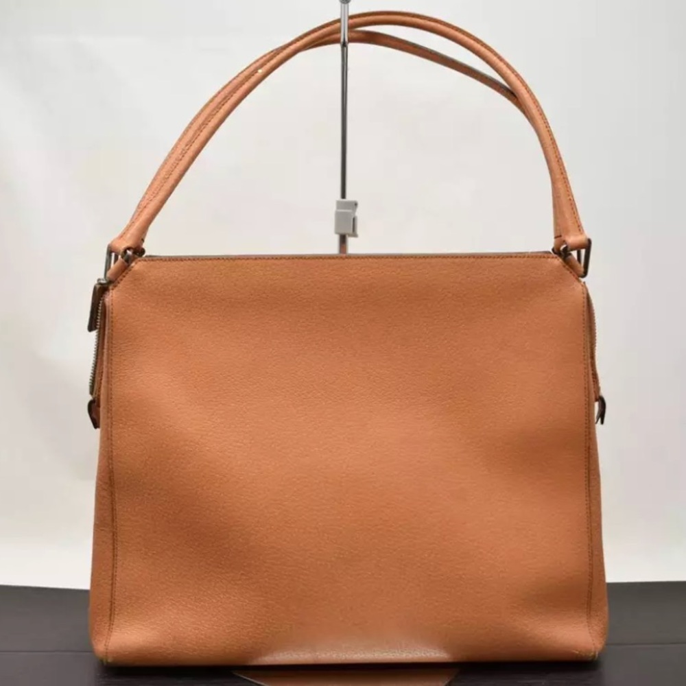 Authentic Prada handbag 👜 (FINAL PRICE)